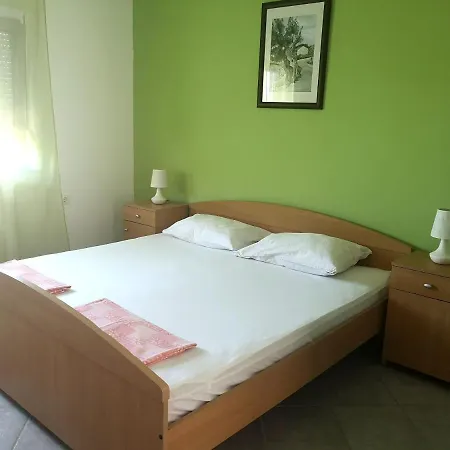 Apartment Zeljko *