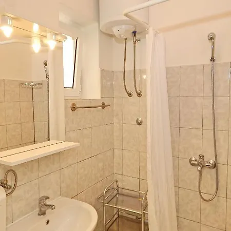 Appartement Zeljko Pag Town