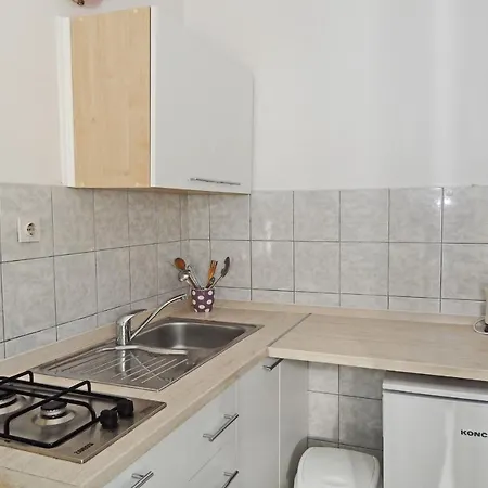 Zeljko Apartamento Pag Town