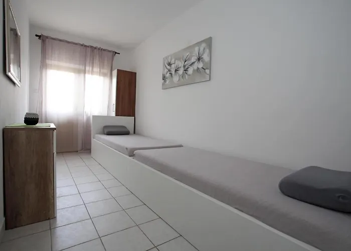 Zeljko Lägenhet Pag Town